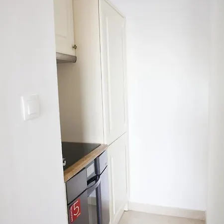 New 4star شقة سبليت